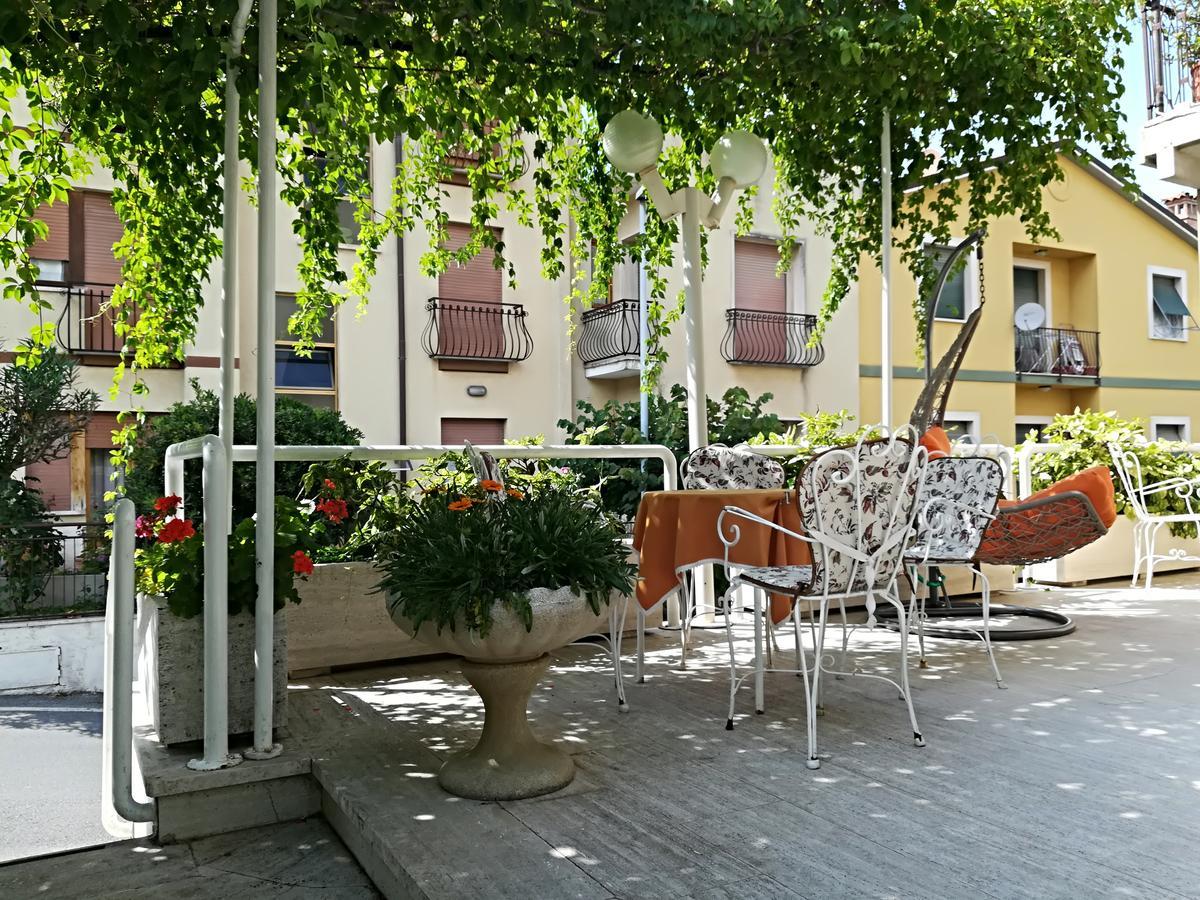 Hotel Saturno Кьянчано-Терме Экстерьер фото